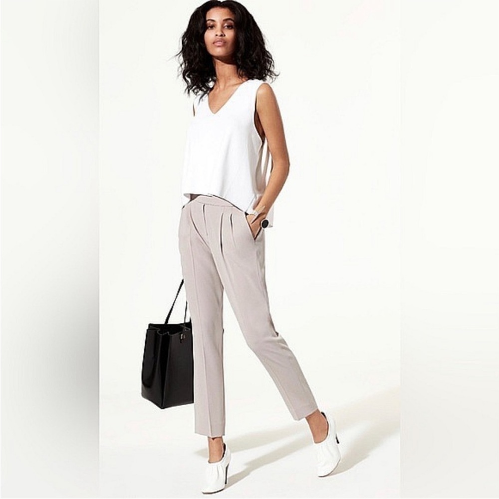 Aritzia Babaton Cohen Trouser Cropped Pleated Dress Pant Lavender Gray Crepe 4